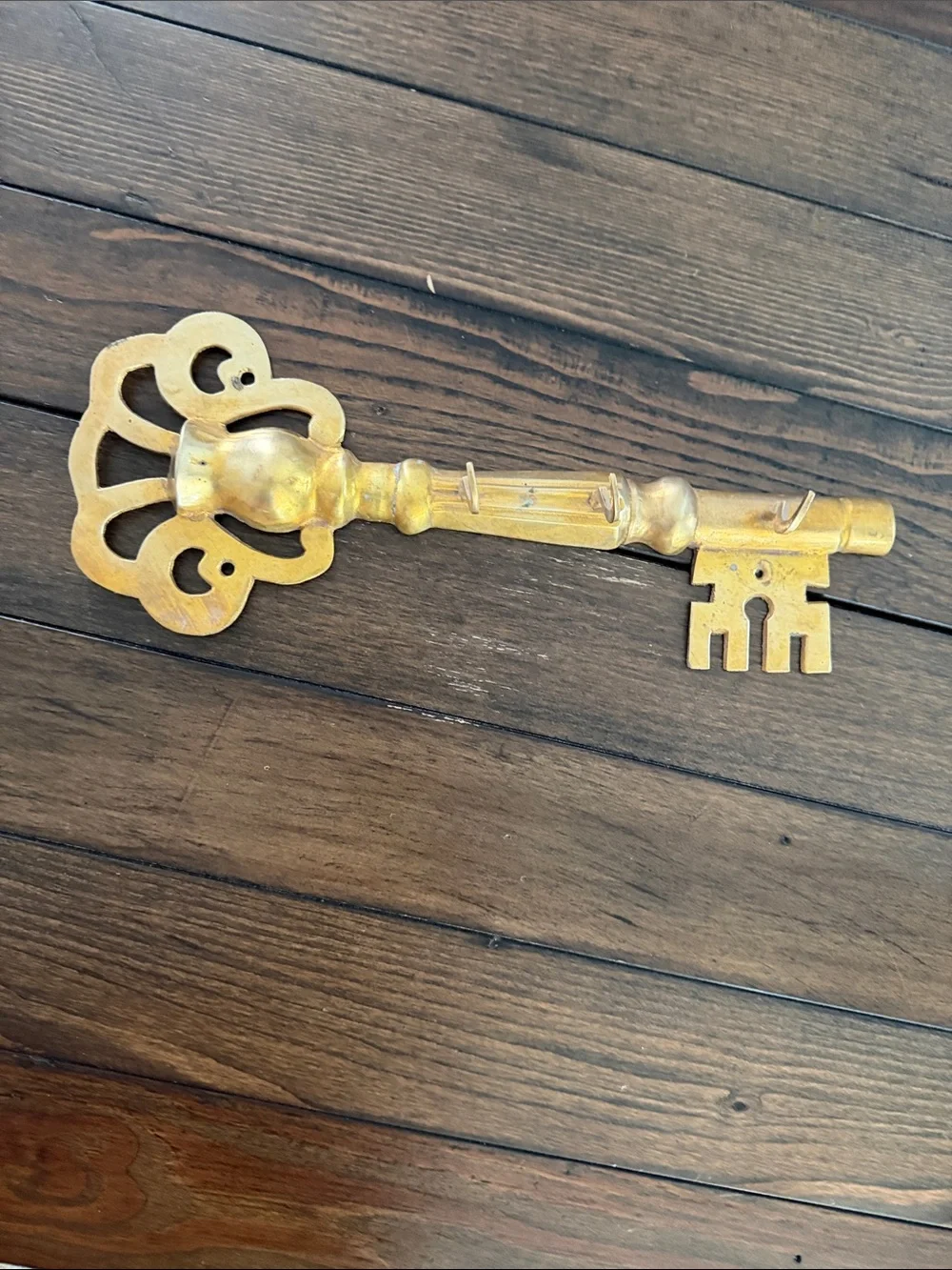 Rustic Vintage Brass Key Holder Antique Look Entryway Key Organizer